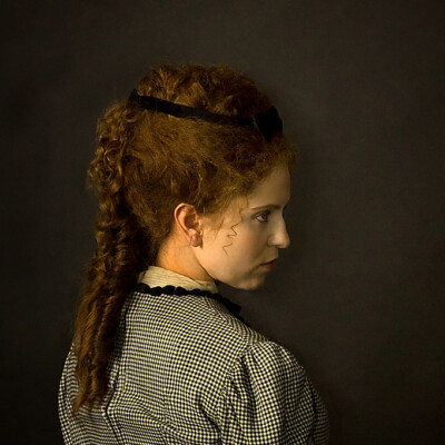 Journey back in time to the refined elegance of the late 19th century with Josephine H. and her exquisite Victorian hairstyle. Styled with meticulous detail by Anett Alexandra Bulano, this captivating image embodies the splendor of the 1880s. #VictorianSplendor #TimelessElegance π°οΈπΉβ¨ Close-up portrait of model Josephine H. showcasing a Victorian hairstyle with ringlets and curls, complemented by period-accurate makeup. Photographed by Anett Alexandra Bulano.